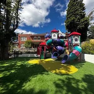 http://graham-court-apartments.top-hotels-hobart.com