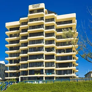 https://pelican-sands-beach-resort.hotelsbyronbayaustralia.com