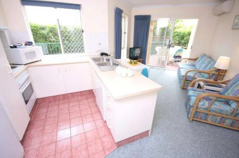 *** Apartahotel Paradise Isles Apartamentos Gold Coast Australia