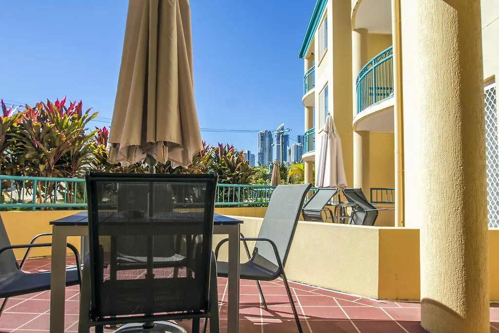 Paradise Isles Apartamentos Gold Coast 3*,
